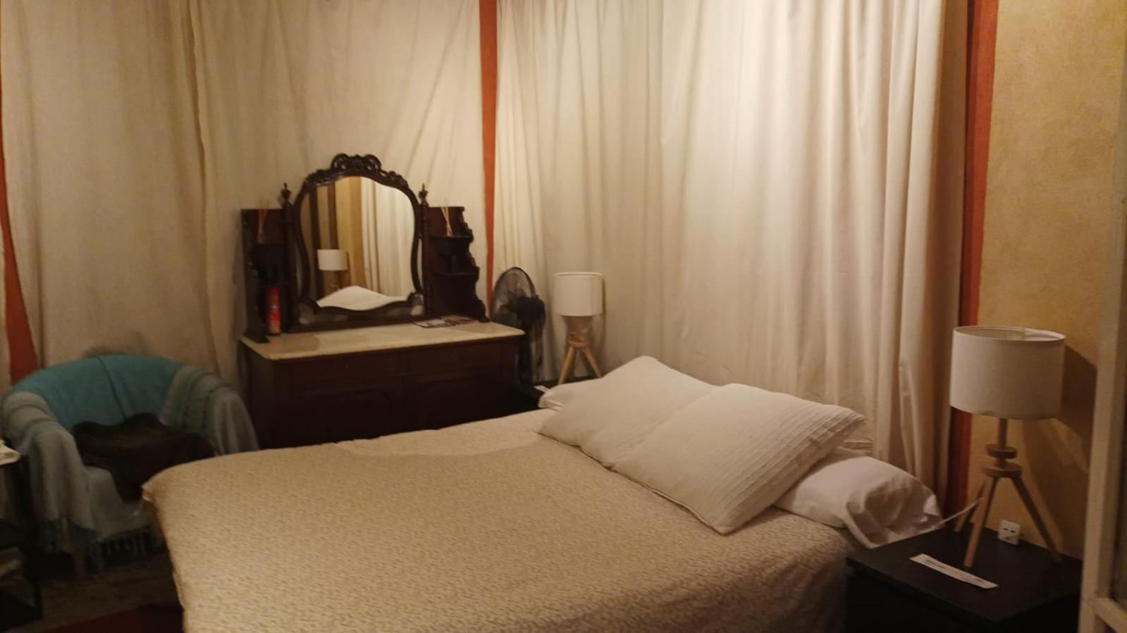 Privatunterkunft Habitacion Con Encanto En Casco Historico *